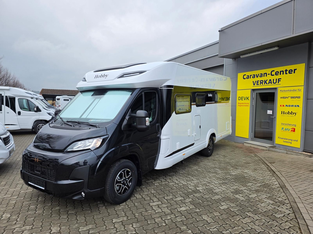 Hobby Maxia T 740 WE*130 kW*AHK*SOFORT - Semi-integrated motorhome: picture 2 Hobby Maxia T 740 WE*130 kW*AHK*SOFORT - Semi-integrated motorhome: picture 2