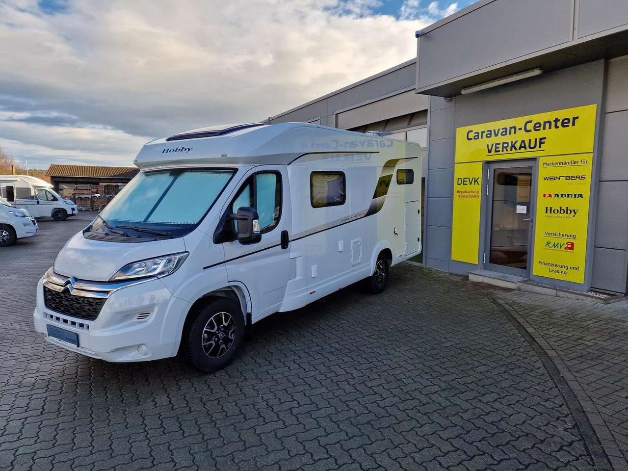 Hobby Optima V65 GE Ontour Edition*MARKISE*TV*SOFORT* - Semi-integrated motorhome: picture 3 Hobby Optima V65 GE Ontour Edition*MARKISE*TV*SOFORT* - Semi-integrated motorhome: picture 3
