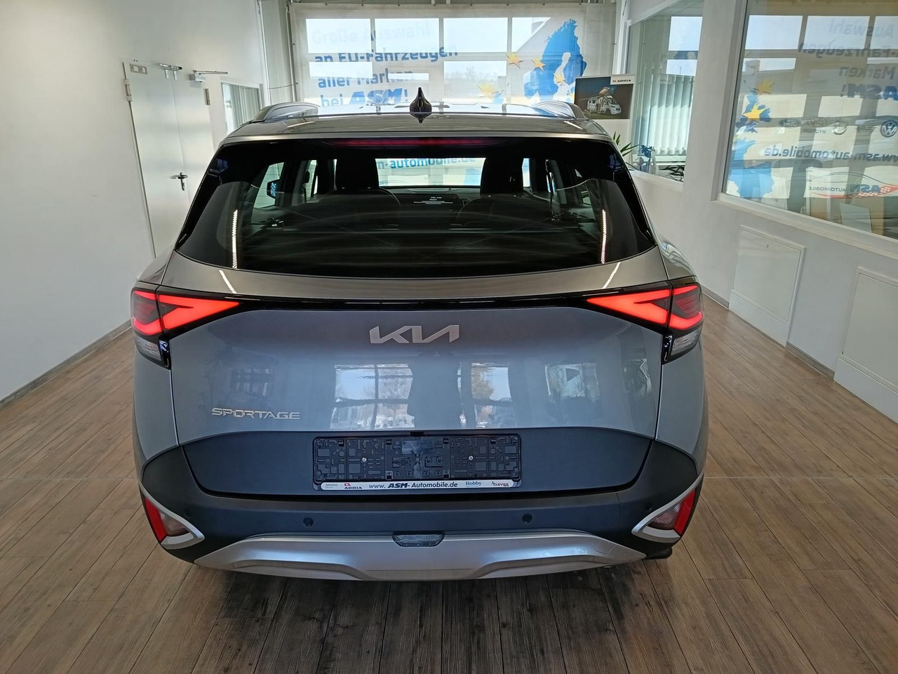 Kia Sportage 1.6 T-GDI DCT Vision*NAVI*LED*R-KAM*DAB - SUV: picture 5 Kia Sportage 1.6 T-GDI DCT Vision*NAVI*LED*R-KAM*DAB - SUV: picture 5