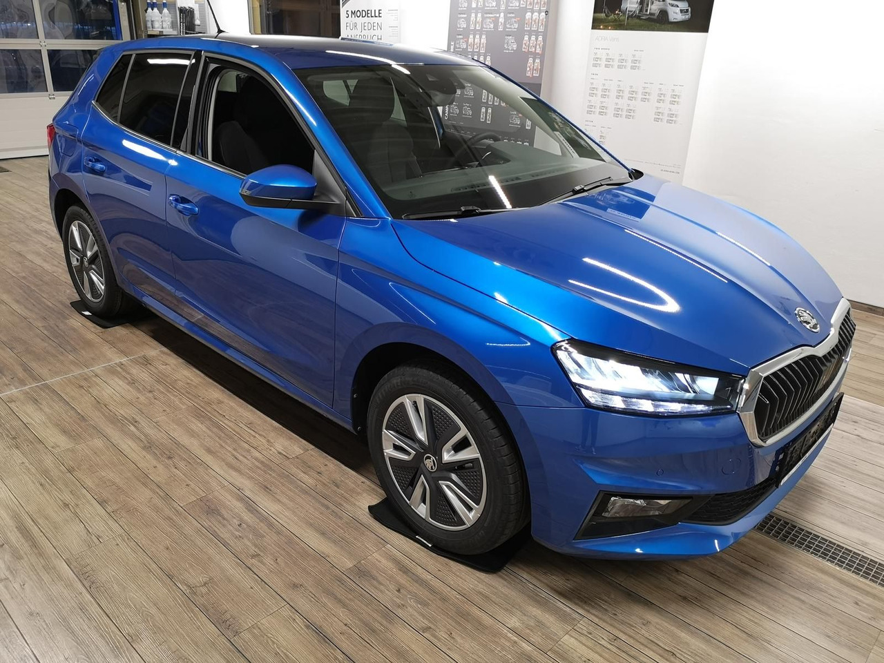Skoda Fabia Style 1,0TSI 81 kW+R-KAM+2xPDC+LED+DAB+SHZ - Sedan: picture 2 Skoda Fabia Style 1,0TSI 81 kW+R-KAM+2xPDC+LED+DAB+SHZ - Sedan: picture 2
