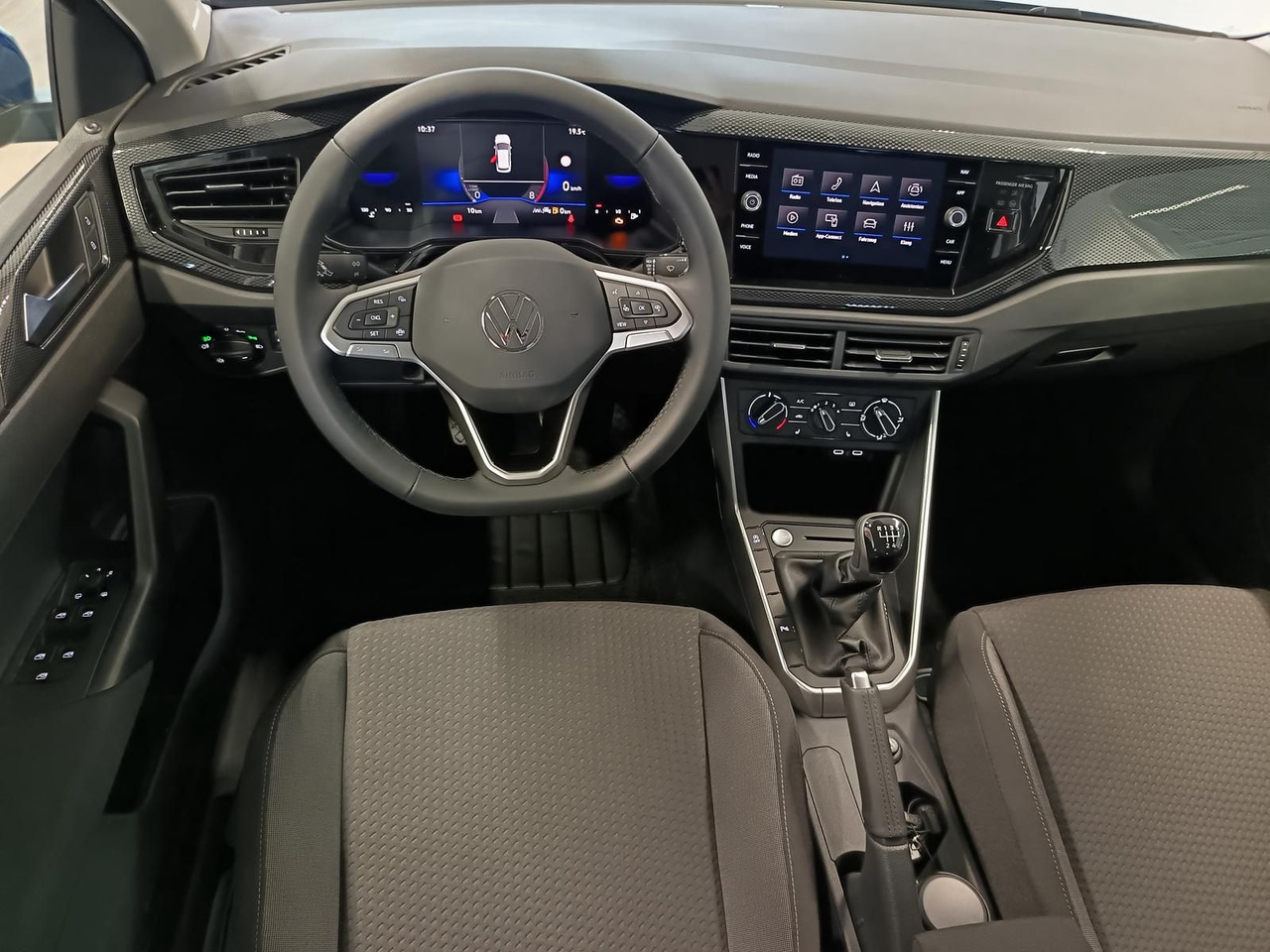 Car Volkswagen Polo Life 1.0 TSI 70 kW*LED*R-KAM*TEMP*PDC*SHZ*: picture 7 Car Volkswagen Polo Life 1.0 TSI 70 kW*LED*R-KAM*TEMP*PDC*SHZ*: picture 7