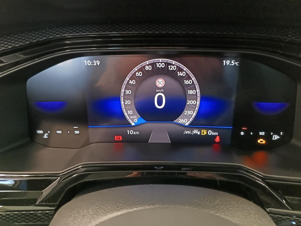 Car Volkswagen Polo Life 1.0 TSI 70 kW*LED*R-KAM*TEMP*PDC*SHZ*: picture 9 Car Volkswagen Polo Life 1.0 TSI 70 kW*LED*R-KAM*TEMP*PDC*SHZ*: picture 9