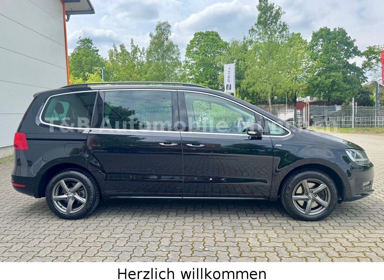 Volkswagen Sharan Match BMT*6-Si*Leder*Navi*Kamera*44.000km - Passenger van: picture 5 Volkswagen Sharan Match BMT*6-Si*Leder*Navi*Kamera*44.000km - Passenger van: picture 5