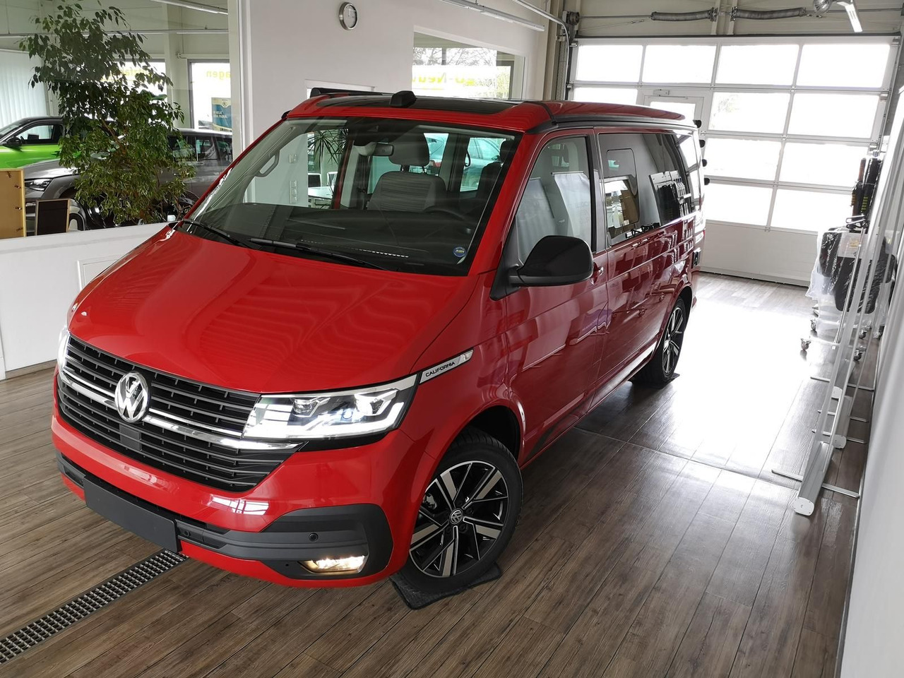 Volkswagen T6.1 California Coast DSG*SONDERZINSAKTION 3,99% - Camper van: picture 4 Volkswagen T6.1 California Coast DSG*SONDERZINSAKTION 3,99% - Camper van: picture 4