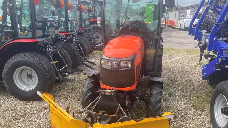 Kubota STW37 Kun 1144 timer STW37 - Municipal tractor: picture 3 Kubota STW37 Kun 1144 timer STW37 - Municipal tractor: picture 3