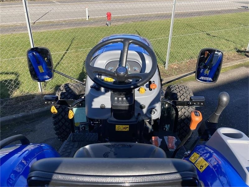New Holland Boomer 55 Stage V - Rops - Municipal tractor: picture 5 New Holland Boomer 55 Stage V - Rops - Municipal tractor: picture 5