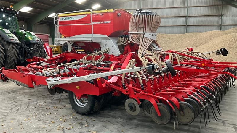 Seed drill Pöttinger Terrasem C6 Fertilizer: picture 8