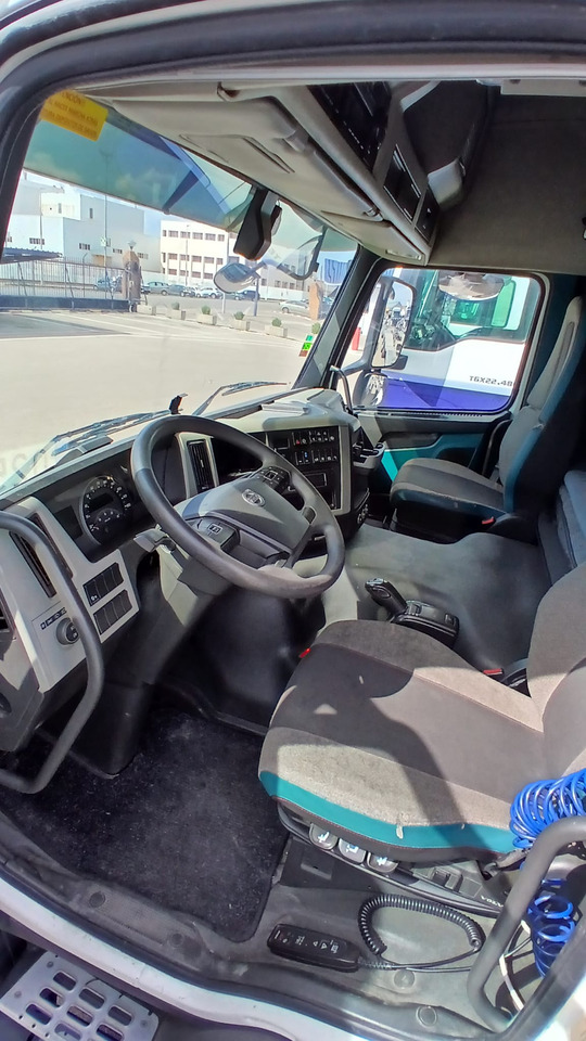 VOLVO FM 42 B3 500 - Cab chassis truck: picture 4 VOLVO FM 42 B3 500 - Cab chassis truck: picture 4
