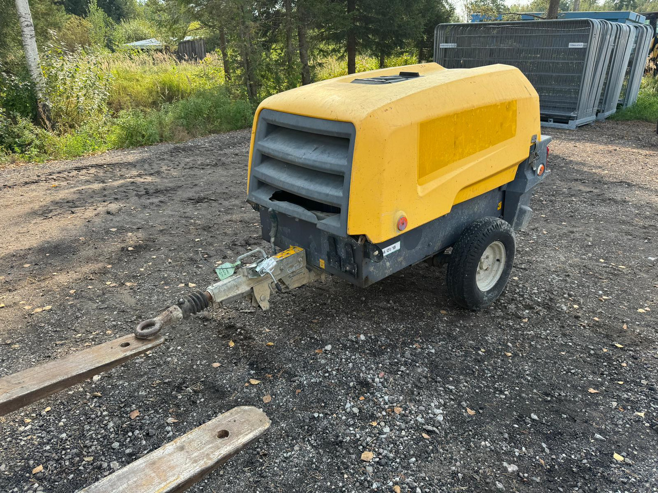 ATLAS COPCO XAS48 - Air compressor: picture 1 ATLAS COPCO XAS48 - Air compressor: picture 1