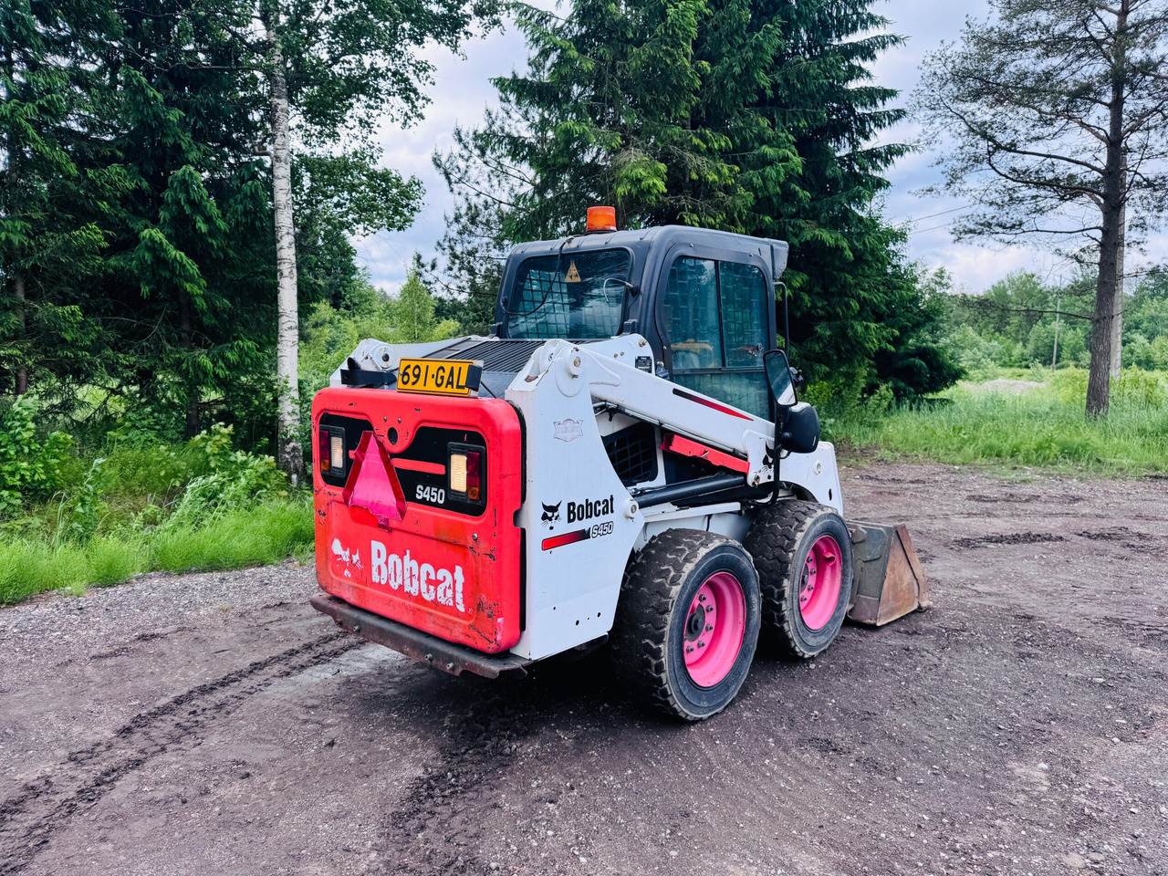 BOBCAT S450 - Skid steer loader: picture 4 BOBCAT S450 - Skid steer loader: picture 4