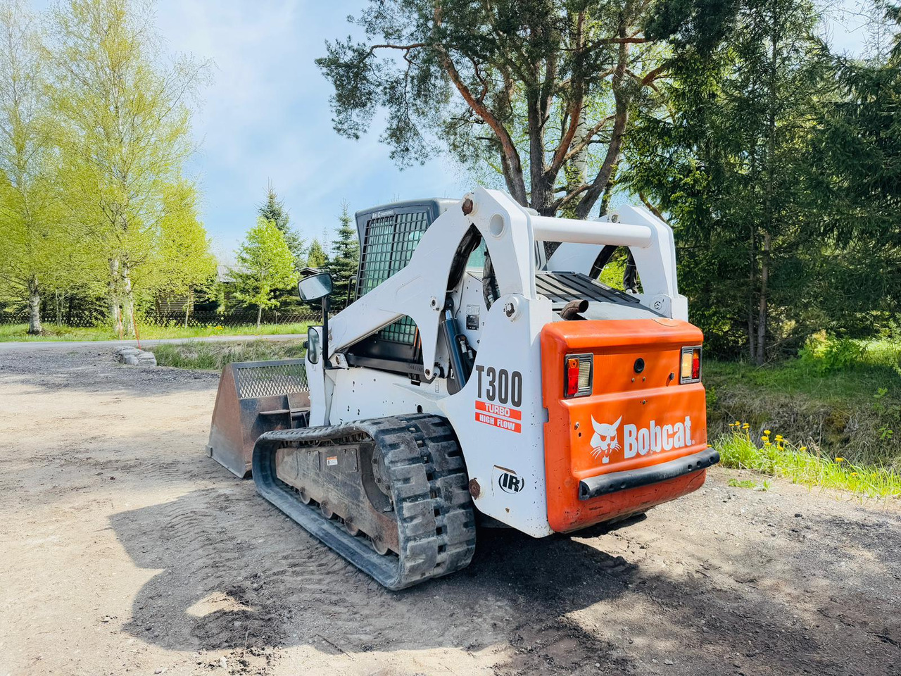 BOBCAT T300 - Other machinery: picture 3 BOBCAT T300 - Other machinery: picture 3