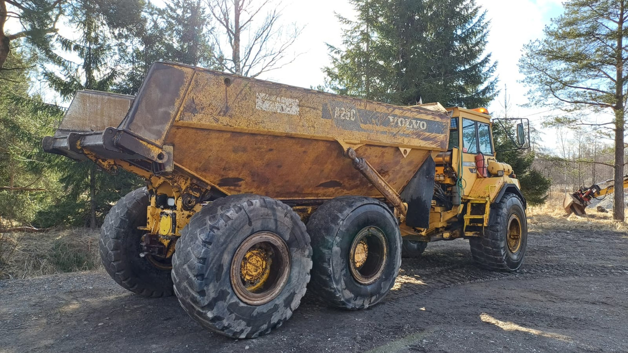 Volvo A25C 6X6 - Articulated dumper: picture 4 Volvo A25C 6X6 - Articulated dumper: picture 4