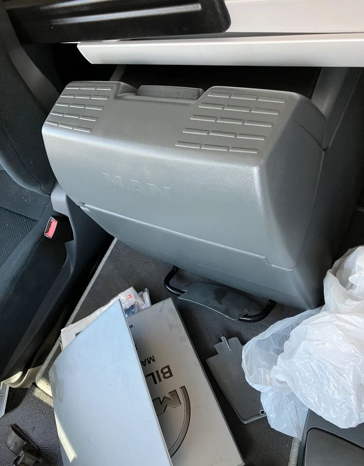 Leasing of  MAN MAN TGM 18.290 SYPIALKA chłodnia izoterma kontener MAN MAN TGM 18.290 SYPIALKA chłodnia izoterma kontener: picture 8