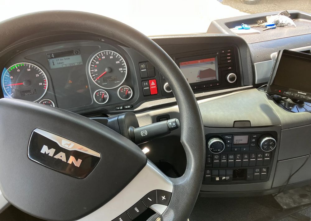 Leasing of  MAN MAN TGM 18.290 SYPIALKA chłodnia izoterma kontener MAN MAN TGM 18.290 SYPIALKA chłodnia izoterma kontener: picture 11