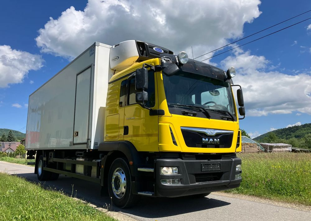 MAN MAN TGM 18.290 SYPIALKA chłodnia izoterma kontener - Refrigerator truck: picture 2 MAN MAN TGM 18.290 SYPIALKA chłodnia izoterma kontener - Refrigerator truck: picture 2