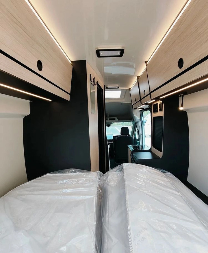 Leasing of FORD Rimor NEW Ford Van 238 Truma Diesel Roller Shutters Remis AUTOMAT FORD Rimor NEW Ford Van 238 Truma Diesel Roller Shutters Remis AUTOMAT: picture 18 Leasing of FORD Rimor NEW Ford Van 238 Truma Diesel Roller Shutters Remis AUTOMAT FORD Rimor NEW Ford Van 238 Truma Diesel Roller Shutters Remis AUTOMAT: picture 18