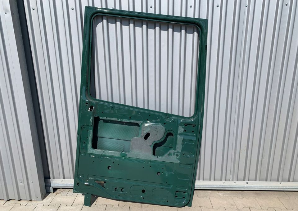 DAF XF 105 drzwi lewe NOWE oryginalne - Door and parts: picture 2 DAF XF 105 drzwi lewe NOWE oryginalne - Door and parts: picture 2