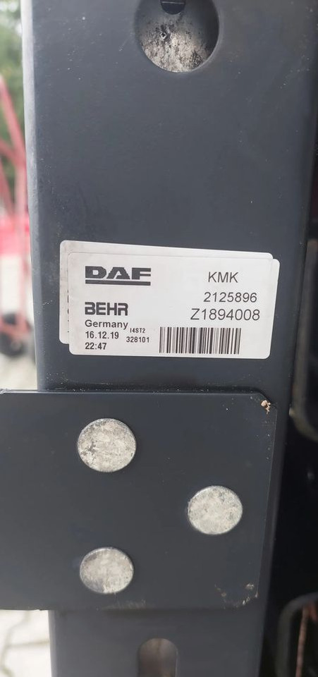 DAF XF EURO 6 CHŁODNICA WODY - Radiator: picture 3 DAF XF EURO 6 CHŁODNICA WODY - Radiator: picture 3