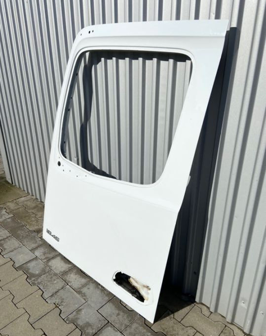 Drzwi lewe Mercedes Actros MP4 euro 6 - Door and parts: picture 2 Drzwi lewe Mercedes Actros MP4 euro 6 - Door and parts: picture 2
