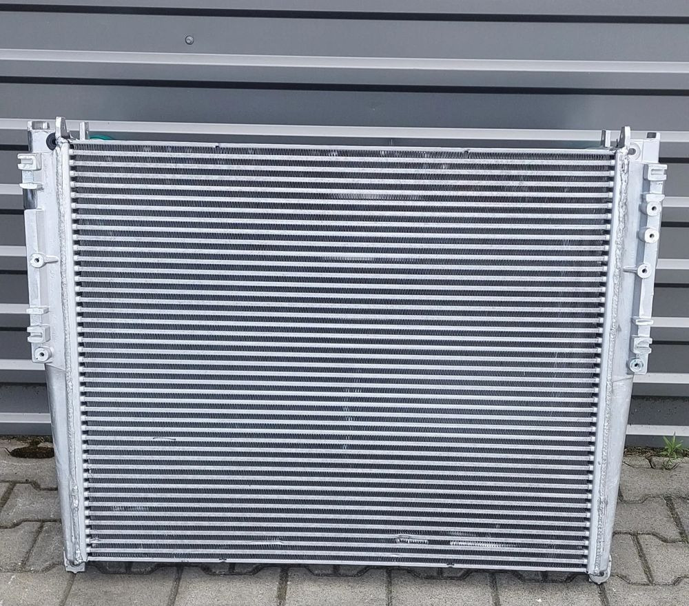 MERCEDES ACTROS MP4 CHŁODNICA POWIETRZA INTERCOOLER NOWA - Radiator: picture 2 MERCEDES ACTROS MP4 CHŁODNICA POWIETRZA INTERCOOLER NOWA - Radiator: picture 2