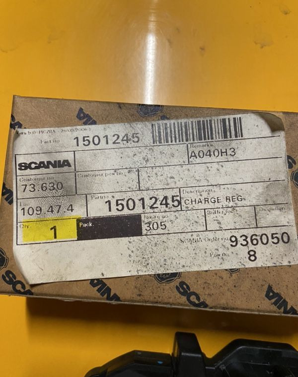 Regulator napięcia w alternatorze Scania R NOWY - Alternator for Truck: picture 4 Regulator napięcia w alternatorze Scania R NOWY - Alternator for Truck: picture 4