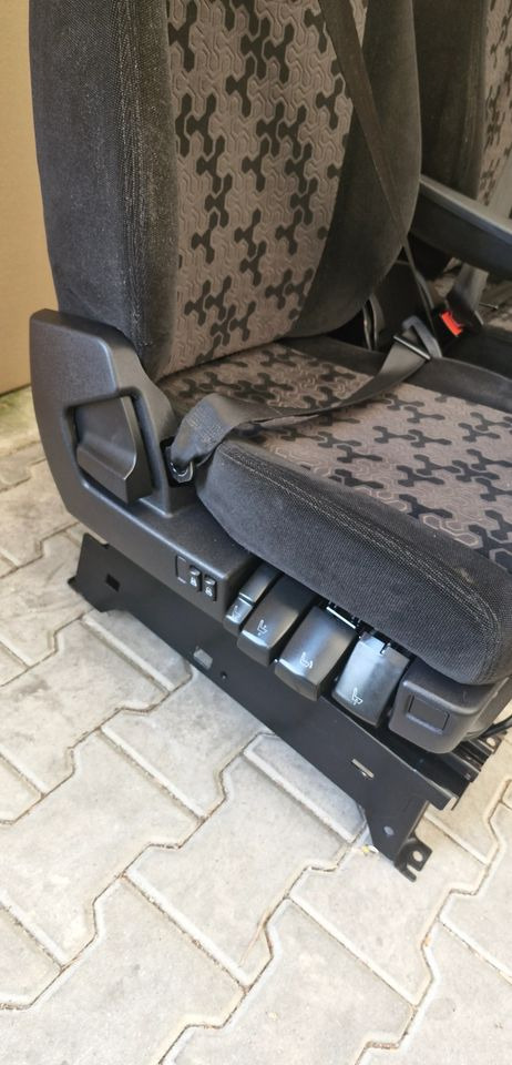 SCANIA R S FOTEL FOTELE KOMPLET - Seat for Truck: picture 3 SCANIA R S FOTEL FOTELE KOMPLET - Seat for Truck: picture 3