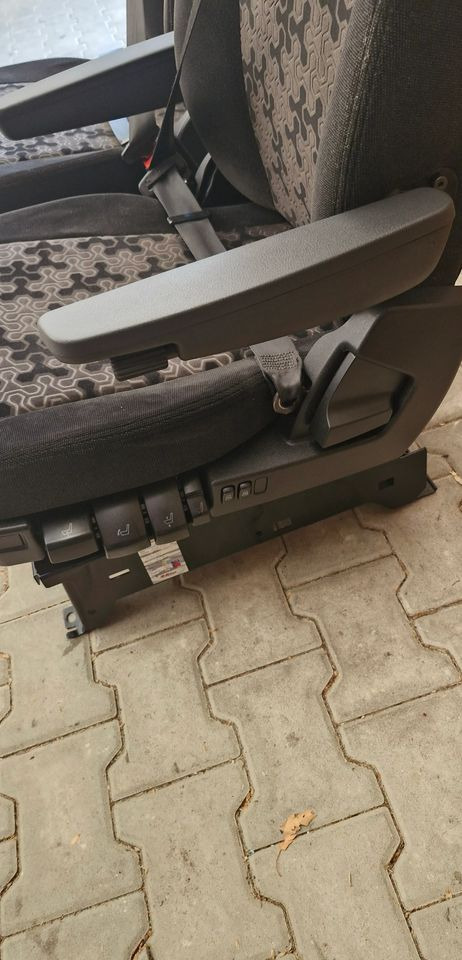 SCANIA R S FOTEL FOTELE KOMPLET - Seat for Truck: picture 4 SCANIA R S FOTEL FOTELE KOMPLET - Seat for Truck: picture 4