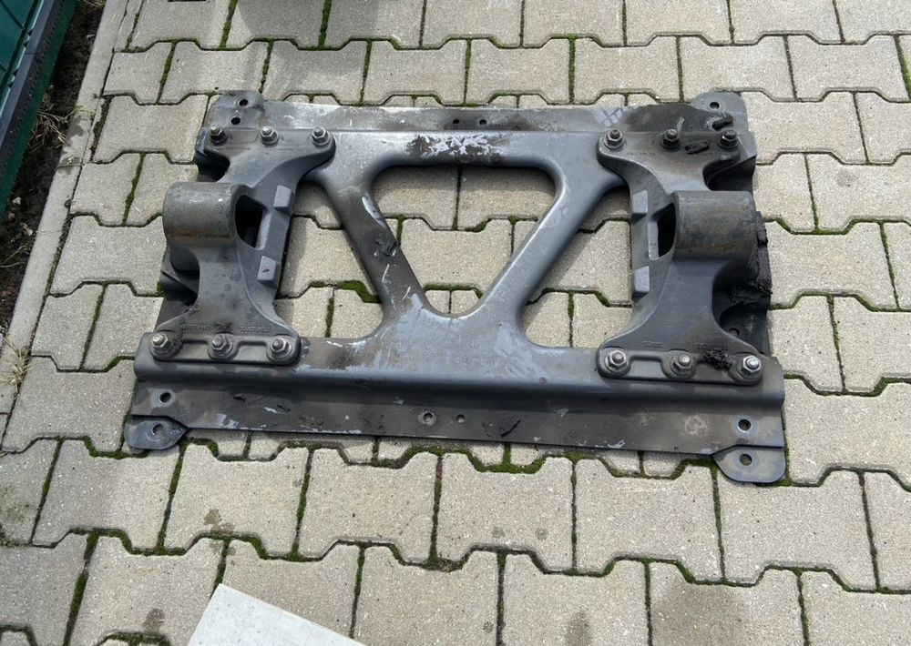 Płyta montażowa pod siodło DAF łapy Jost 150mm SK 0010056 - Spare parts: picture 1 Płyta montażowa pod siodło DAF łapy Jost 150mm SK 0010056 - Spare parts: picture 1