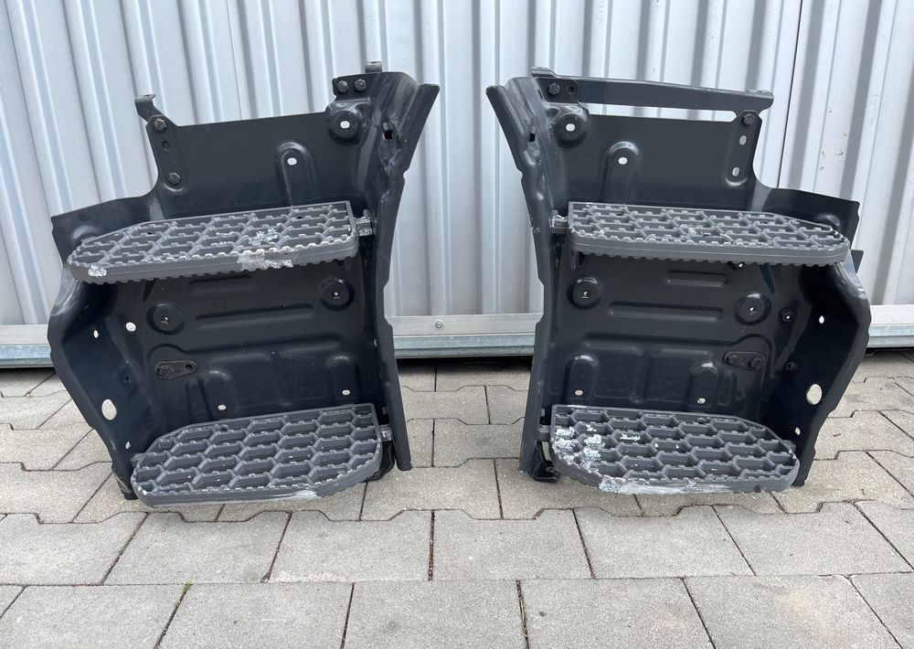 Stopnica Scania S NGS stopień właz schody - Body and exterior for Truck: picture 1 Stopnica Scania S NGS stopień właz schody - Body and exterior for Truck: picture 1