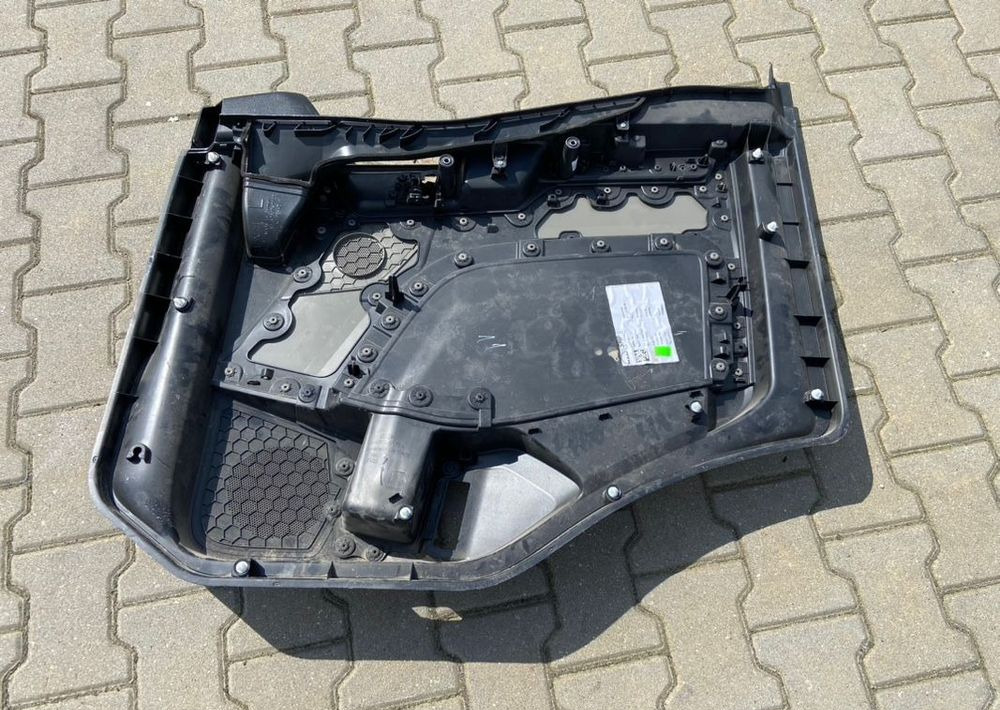 Tapicerka Drzwi lewych MAN TGL TGM euro 6 nowy model - Door and parts for Truck: picture 2 Tapicerka Drzwi lewych MAN TGL TGM euro 6 nowy model - Door and parts for Truck: picture 2