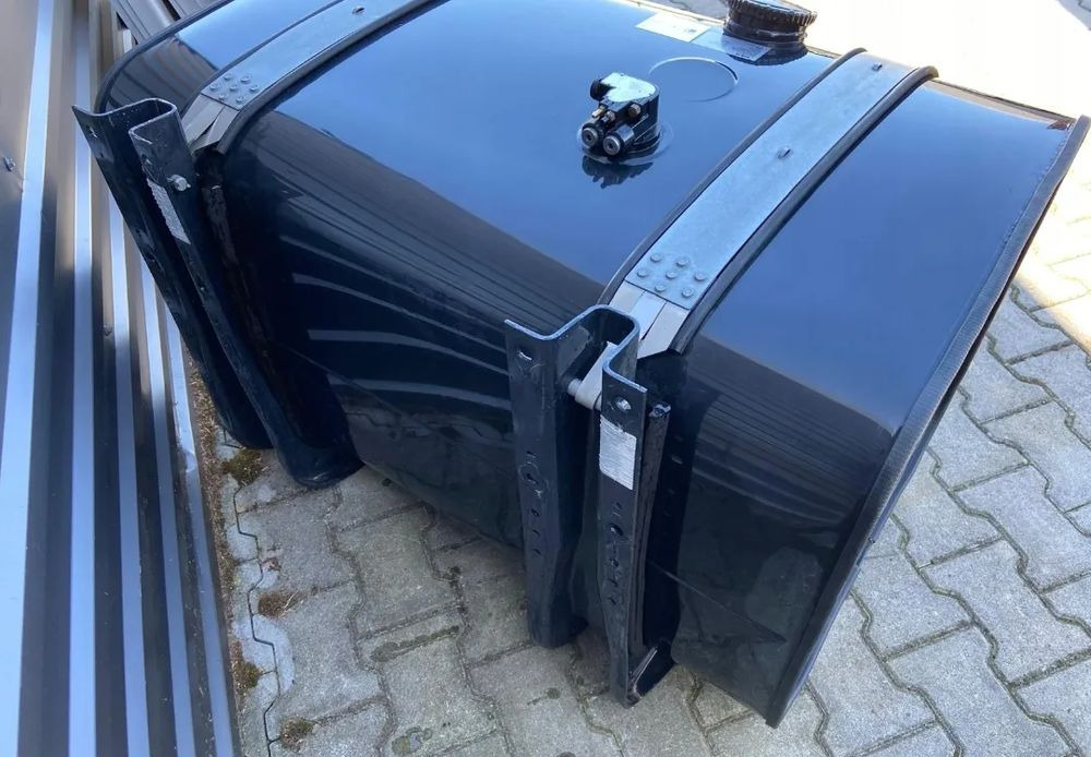 ZBIORNIK PALIWA 400L MAN TGX TGS TG3 NOWY - Fuel tank for Truck: picture 4 ZBIORNIK PALIWA 400L MAN TGX TGS TG3 NOWY - Fuel tank for Truck: picture 4