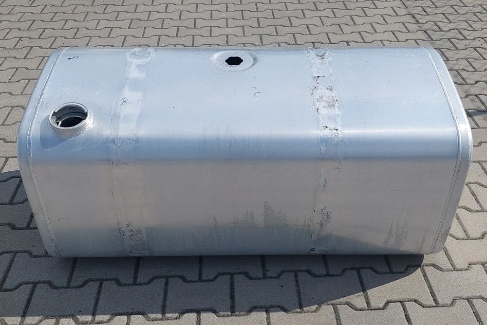 ZBIORNIK PALIWA VOLVO FH 4 RENAULT GAMA T - Fuel tank: picture 1 ZBIORNIK PALIWA VOLVO FH 4 RENAULT GAMA T - Fuel tank: picture 1