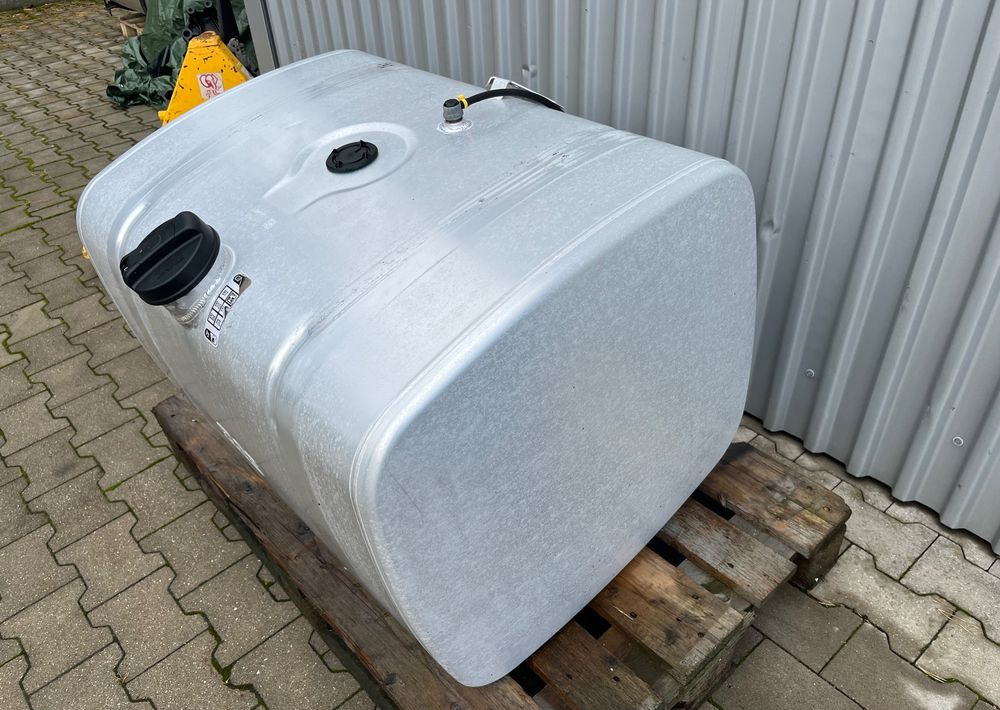 Zbiornik paliwa DAF XF XG CF 335 litrów bak - Fuel system for Truck: picture 3 Zbiornik paliwa DAF XF XG CF 335 litrów bak - Fuel system for Truck: picture 3