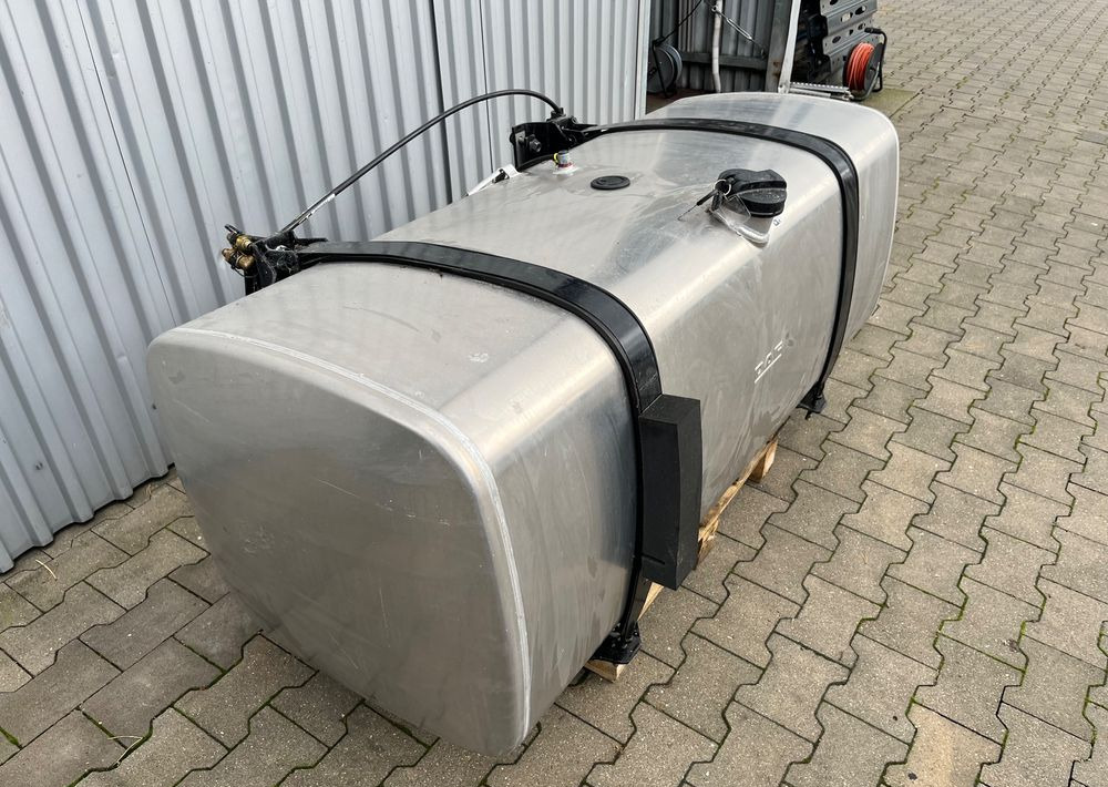 Zbiornik paliwa DAF XG XF CF 620 litrów bak jak NOWY - Fuel system for Truck: picture 3 Zbiornik paliwa DAF XG XF CF 620 litrów bak jak NOWY - Fuel system for Truck: picture 3