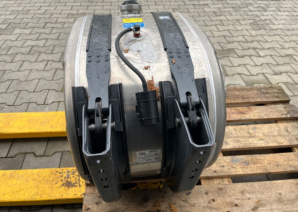 Zbiornik paliwa Scania R S 165 L kompletny 2600650 bak NGS NGR - Fuel tank for Truck: picture 4 Zbiornik paliwa Scania R S 165 L kompletny 2600650 bak NGS NGR - Fuel tank for Truck: picture 4