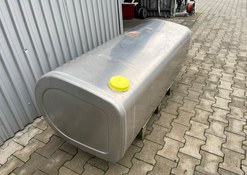 Zbiornik paliwa Volvo FH FM Renault 475 litrów bak low deck - Fuel system for Truck: picture 3 Zbiornik paliwa Volvo FH FM Renault 475 litrów bak low deck - Fuel system for Truck: picture 3