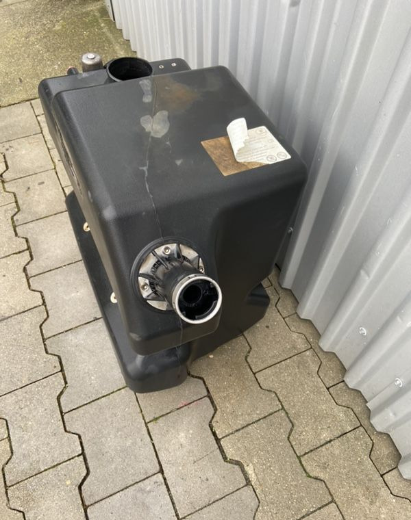Zbiornik adblue man tgx tgs euro 6 ad blue - AdBlue tank for Truck: picture 2 Zbiornik adblue man tgx tgs euro 6 ad blue - AdBlue tank for Truck: picture 2