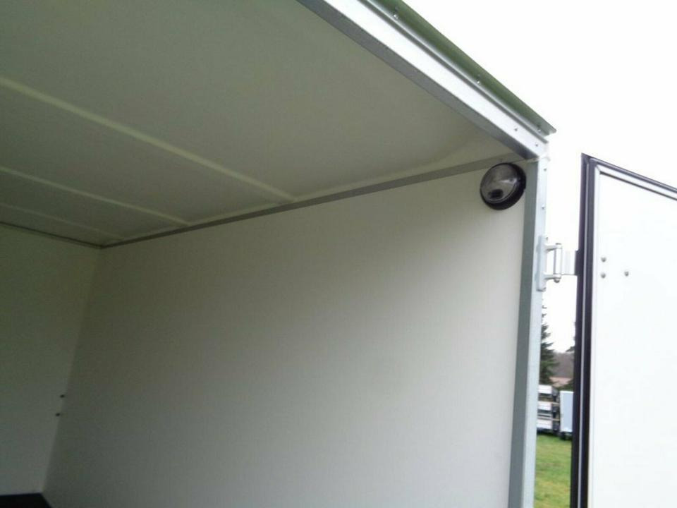 Böckmann, PKW Anhänger, Kofferanhänger KT 4018/27 H, 100 km/h - Closed box trailer: picture 4 Böckmann, PKW Anhänger, Kofferanhänger KT 4018/27 H, 100 km/h - Closed box trailer: picture 4