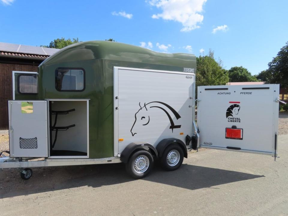 Cheval, Pferdeanhänger , 2,0 to. SaKa, , 100 km/h, Tür/Rampe - Horse trailer: picture 2 Cheval, Pferdeanhänger , 2,0 to. SaKa, , 100 km/h, Tür/Rampe - Horse trailer: picture 2