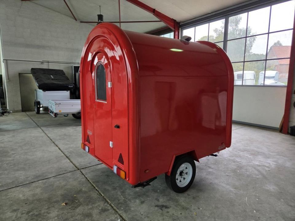 PKW-Anhänger Food-Trailer Verkaufsanhänger Imbiss Abzugshaube - Vending trailer: picture 5 PKW-Anhänger Food-Trailer Verkaufsanhänger Imbiss Abzugshaube - Vending trailer: picture 5