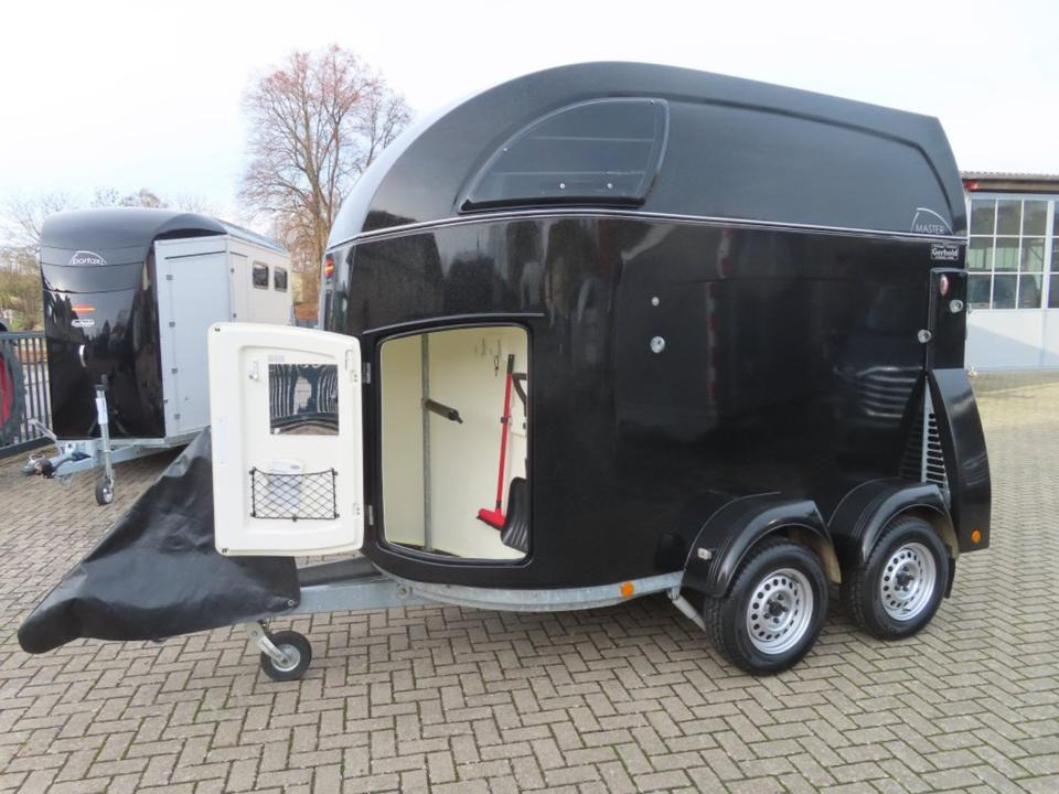 Pferdeanhänger Böckmann Master, Aluboden Sattelkammer 100 Km/h - Horse trailer: picture 1 Pferdeanhänger Böckmann Master, Aluboden Sattelkammer 100 Km/h - Horse trailer: picture 1