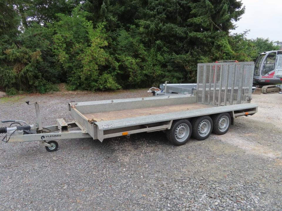 Vlemmix Tridem Maschinentransporter 3,5t Minibagger - Plant trailer: picture 1 Vlemmix Tridem Maschinentransporter 3,5t Minibagger - Plant trailer: picture 1