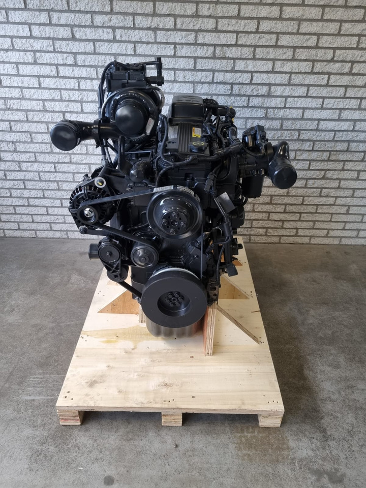 Cummins B6.7 stage 5 CM2350 CPL4834 - Engine for Waste/ Industry handler: picture 3 Cummins B6.7 stage 5 CM2350 CPL4834 - Engine for Waste/ Industry handler: picture 3