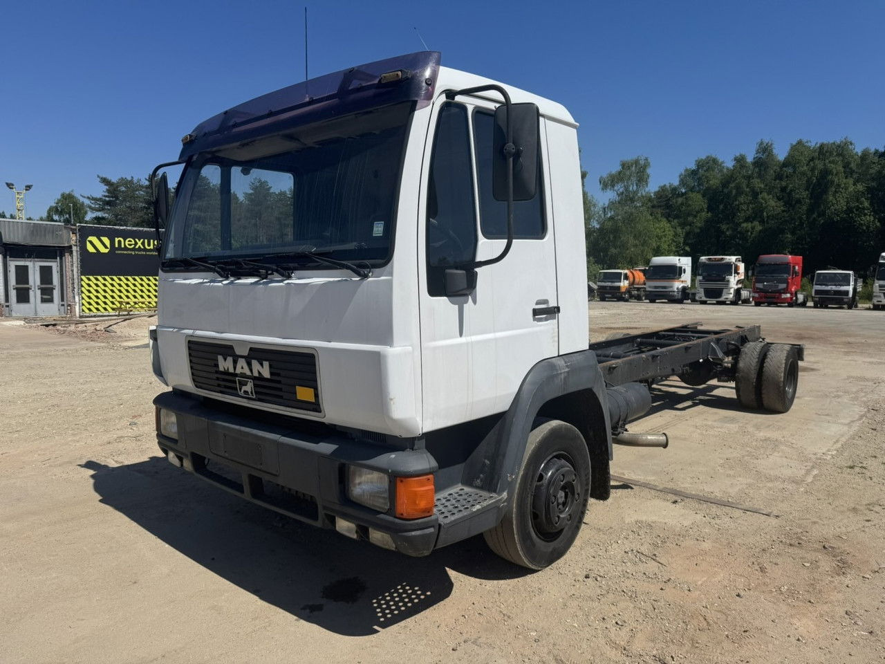 MAN 12.224 Manual Gearbox / Euro 2 / Belgian Truck IN Good Condition - Cab chassis truck: picture 2 MAN 12.224 Manual Gearbox / Euro 2 / Belgian Truck IN Good Condition - Cab chassis truck: picture 2