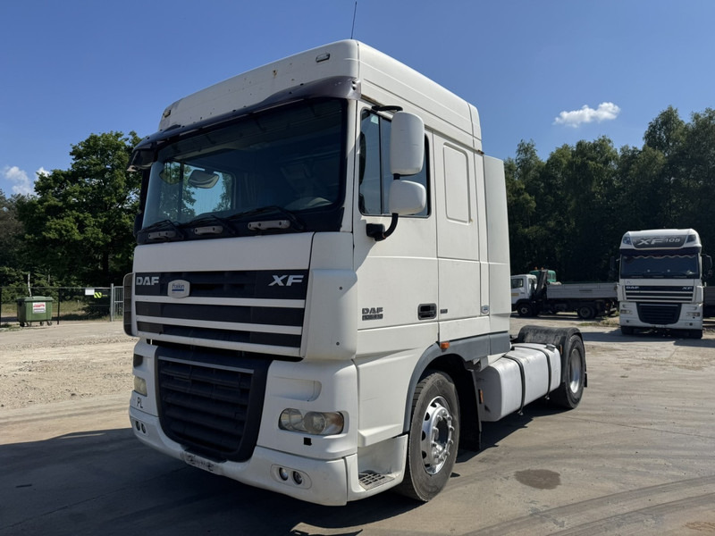 DAF 105 XF 410 Space Cab (MANUAL GEARBOX / BOITE MANUELLE) - Tractor unit: picture 1 DAF 105 XF 410 Space Cab (MANUAL GEARBOX / BOITE MANUELLE) - Tractor unit: picture 1
