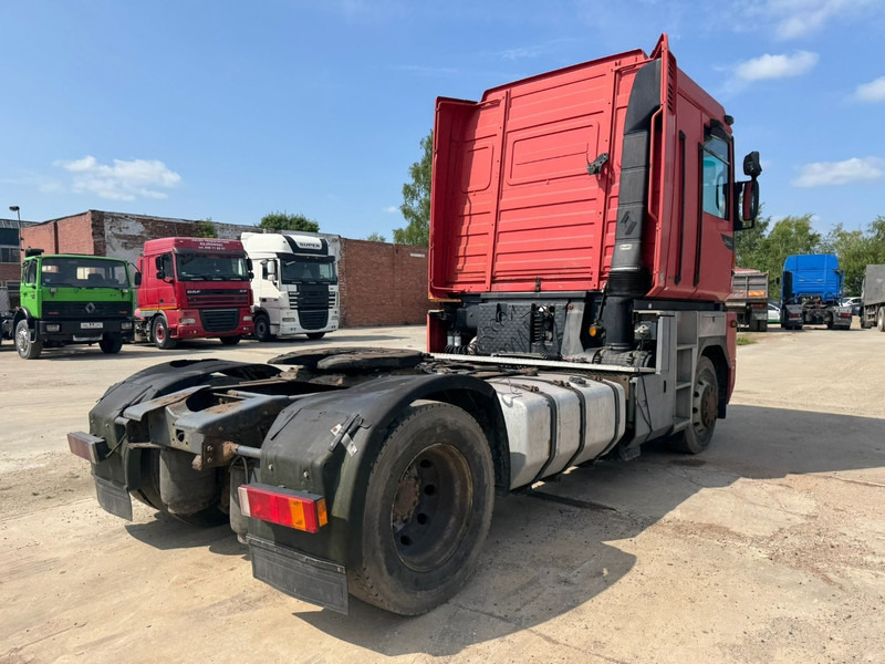 Renault AE 430 Magnum (POMPE MANUELLE & BOITE MANUELLE / MANUAL PUMP & MANUAL GEARBOX) - Tractor unit: picture 5 Renault AE 430 Magnum (POMPE MANUELLE & BOITE MANUELLE / MANUAL PUMP & MANUAL GEARBOX) - Tractor unit: picture 5