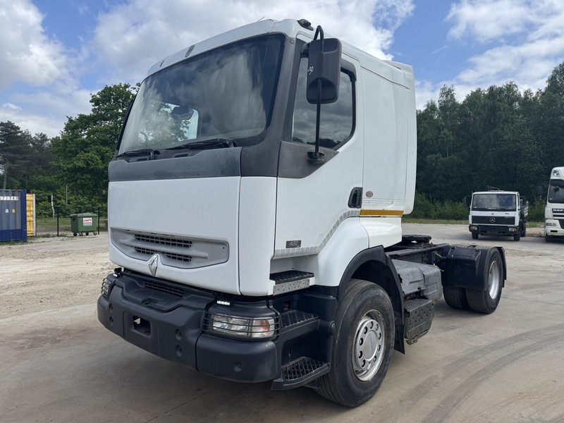 Renault Kerax 420 (GRAND PONT & BOITE MANUELLE / BIG AXLE & STEEL SUSPENSION) - Tractor unit: picture 1 Renault Kerax 420 (GRAND PONT & BOITE MANUELLE / BIG AXLE & STEEL SUSPENSION) - Tractor unit: picture 1