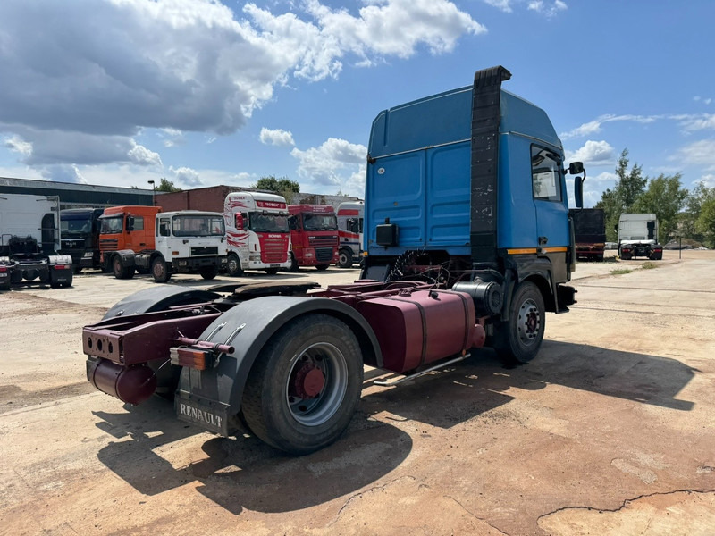 Renault R 340 Major (GRAND PONT / BOITE MANUELLE / POMPE MANUELLE) - Tractor unit: picture 5 Renault R 340 Major (GRAND PONT / BOITE MANUELLE / POMPE MANUELLE) - Tractor unit: picture 5