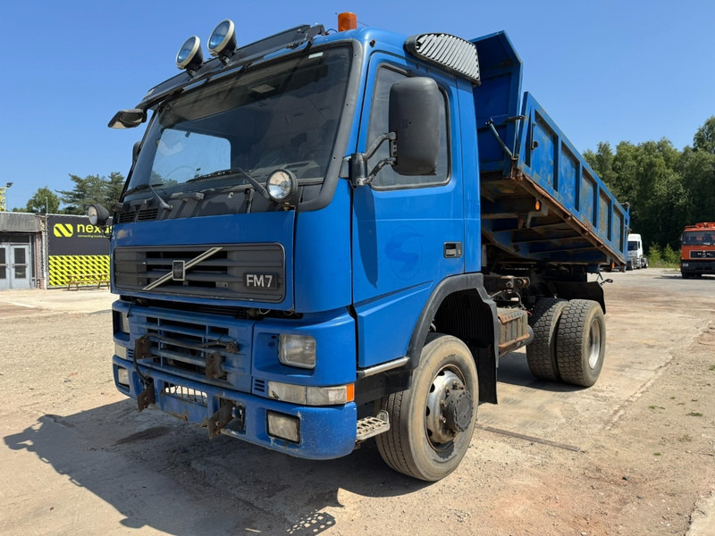 Volvo FM 7 - 290 (4X4 / GRAND PONT & LAMES / BIG AXLES & STEEL SUSPENSION) - Tipper: picture 1 Volvo FM 7 - 290 (4X4 / GRAND PONT & LAMES / BIG AXLES & STEEL SUSPENSION) - Tipper: picture 1