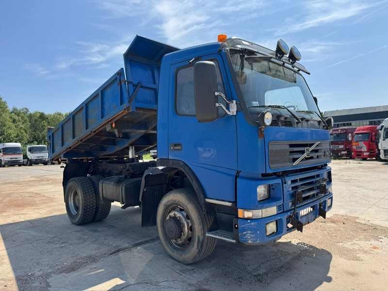Volvo FM 7 - 290 (4X4 / GRAND PONT & LAMES / BIG AXLES & STEEL SUSPENSION) - Tipper: picture 3 Volvo FM 7 - 290 (4X4 / GRAND PONT & LAMES / BIG AXLES & STEEL SUSPENSION) - Tipper: picture 3